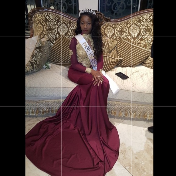 Dresses & Skirts - Prom dress